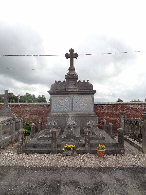 Le cimetière communal de Friville