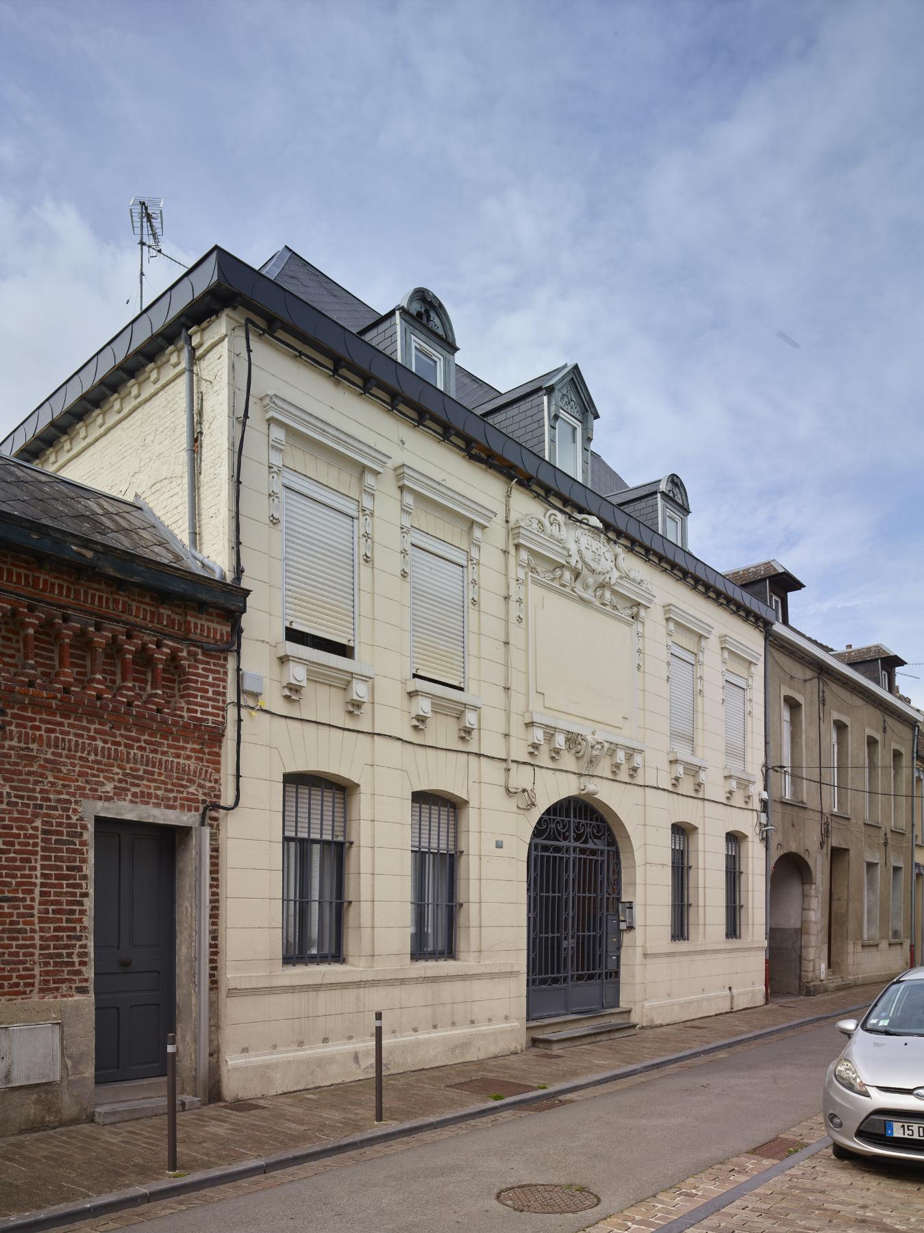Le Quesnoy, une ville en ses remparts : dossier de présentation