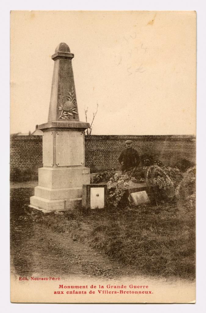 Cimetière militaire et monuments aux morts de la guerre de 1870 et de la Grande Guerre (Villers-Bretonneux)