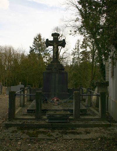 Tombeau (stèle funéraire) de la famille Boitel-Ossart