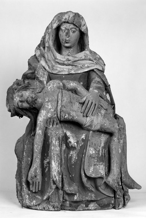 Groupe sculpté (petite nature) : Vierge de Pitié
