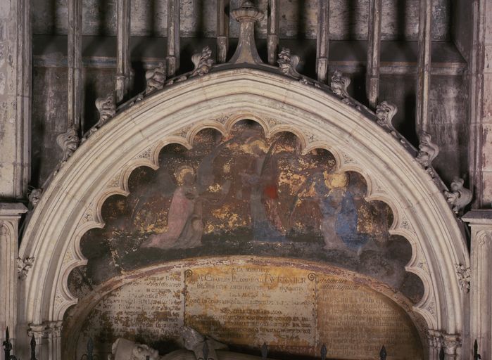 Peinture monumentale du tombeau en enfeu de Grégoire de Ferrière : saint Quentin glorieux encensé par deux anges