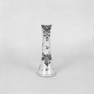 Vase d'autel : vase à fleurs