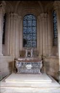 Ensemble du maître-autel (autel tombeau, gradin d'autel, tabernacle)