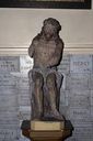 Statue (petite nature) : Christ souffrant