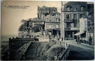 Le sentier des douaniers longeant le Bourg-d'Ault, avant sa disparition, carte postale, 1er quart 20e siècle (coll. part.).
