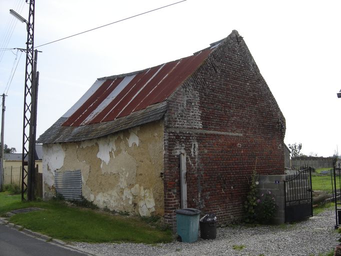 Grange (vestiges d'une ferme)