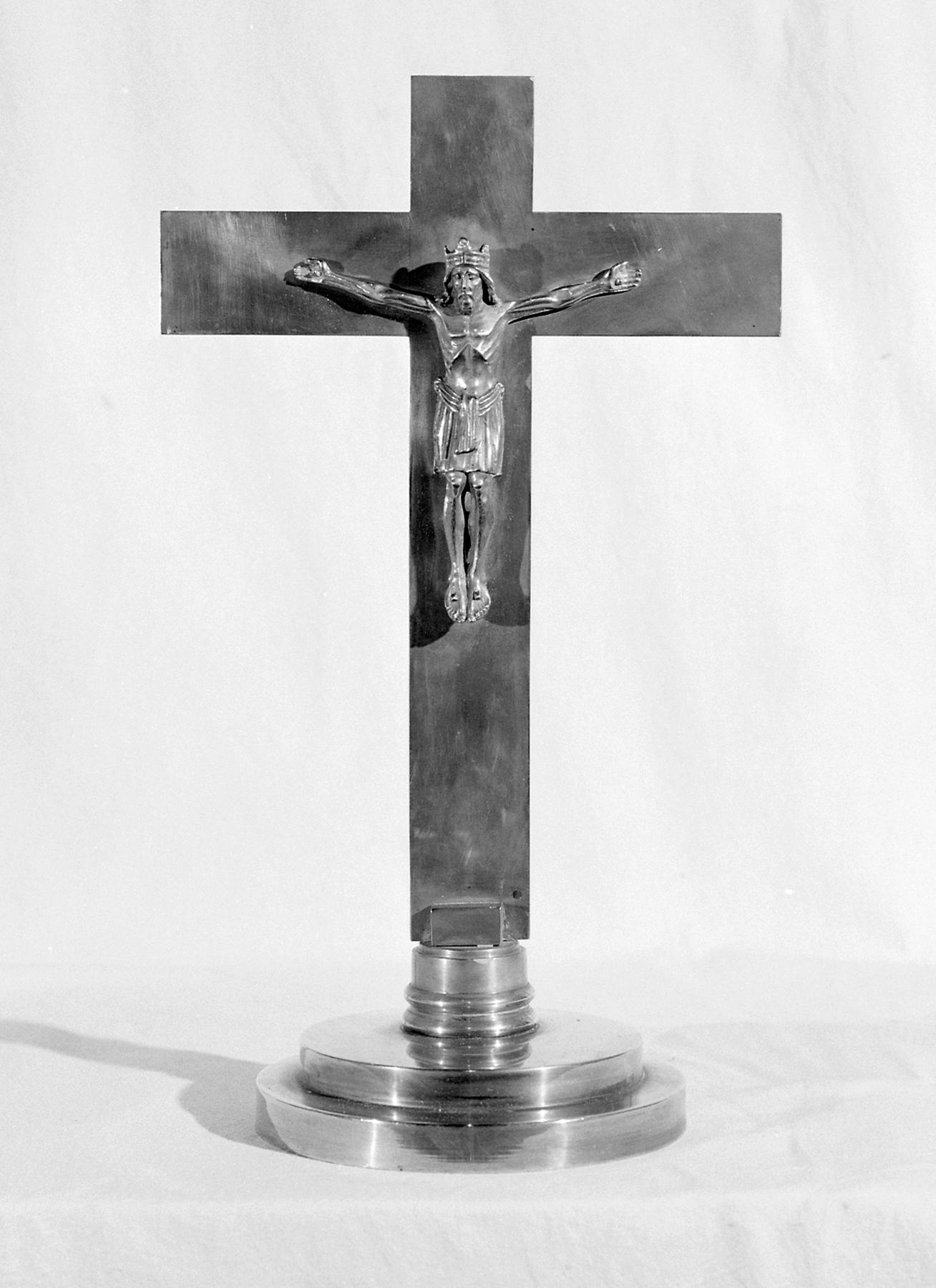 Croix (crucifix) de style Art déco