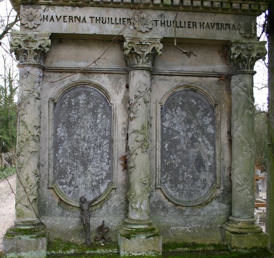 Tombeau (stèle funéraire) des familles Haverna-Thuillier Thuillier-Haverna