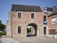 Porterie de l'ancien château comtal, puis prison, puis salle communale