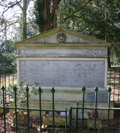 Tombeau (stèle funéraire) des familles Dupont-Roussel & Hibon