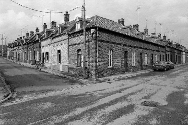 Cité ouvrière Saint Frères à Saint-Léger-lès-Domart, dite cité Saint-Charles