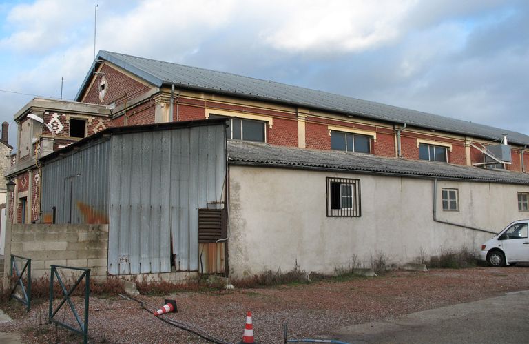 Ancienne salle des fêtes de l'usine Montupet à Nogent-sur-Oise, puis cantine