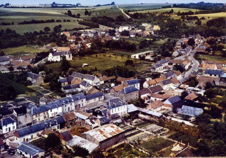 Le village de Pernois