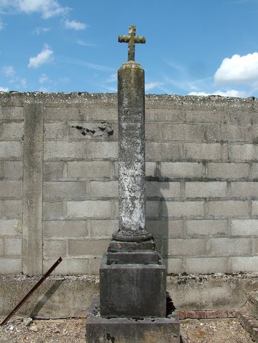 Cimetière communal de Pernois