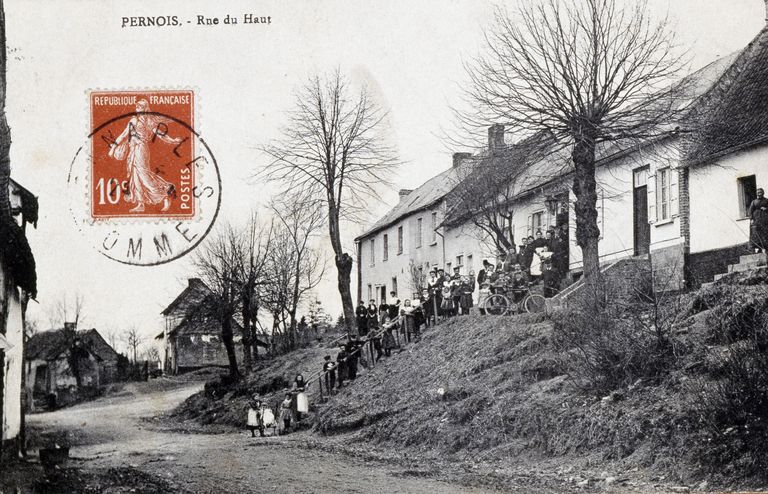 Le village de Pernois