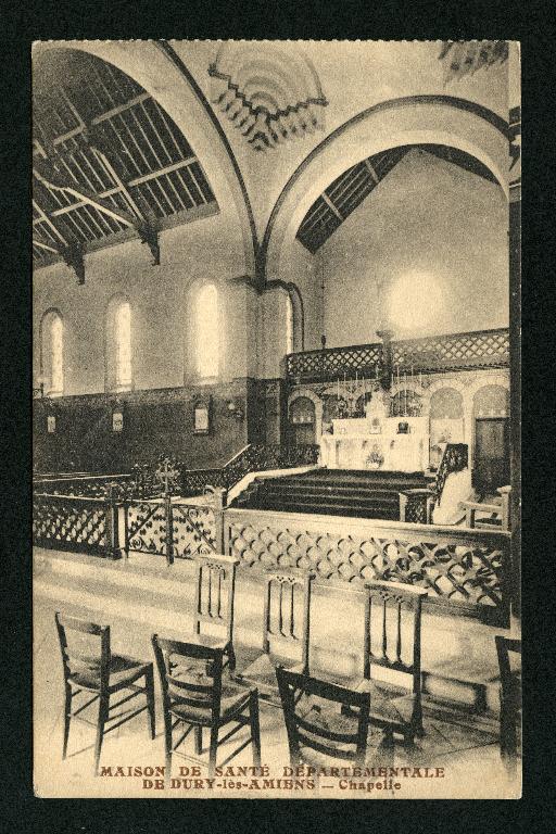 Le mobilier de la chapelle du Saint-Esprit de l'ancien asile d'aliénés de la Somme, actuel hôpital Philippe-Pinel