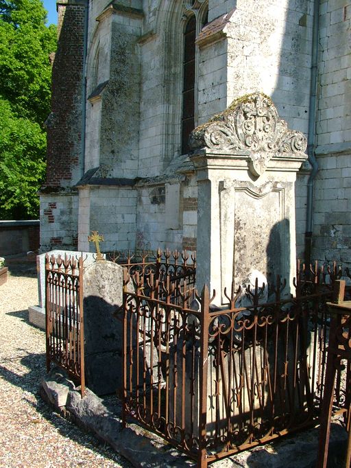 Église paroissiale Saint-Pierre et cimetière de Franqueville