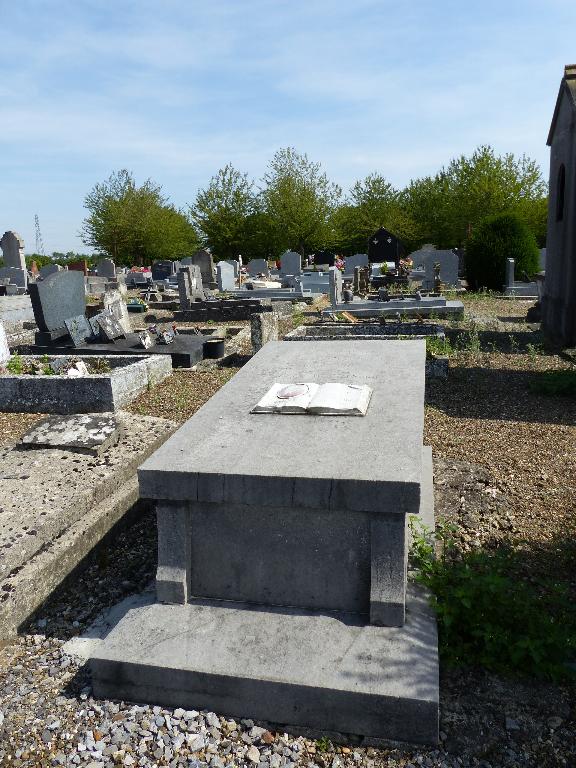 Cimetière communal de Fargniers