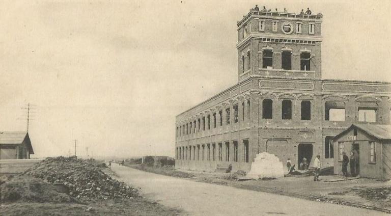 Ancien tissage de soie, dit Fabrique Française de Gazes à bluter Tripette et Renaud Fils (détruit)