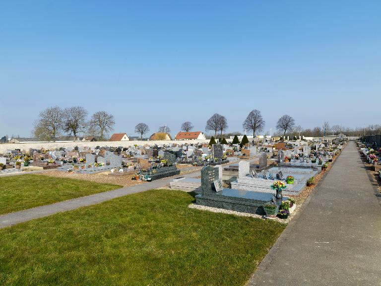Le cimetière communal de Fressenneville