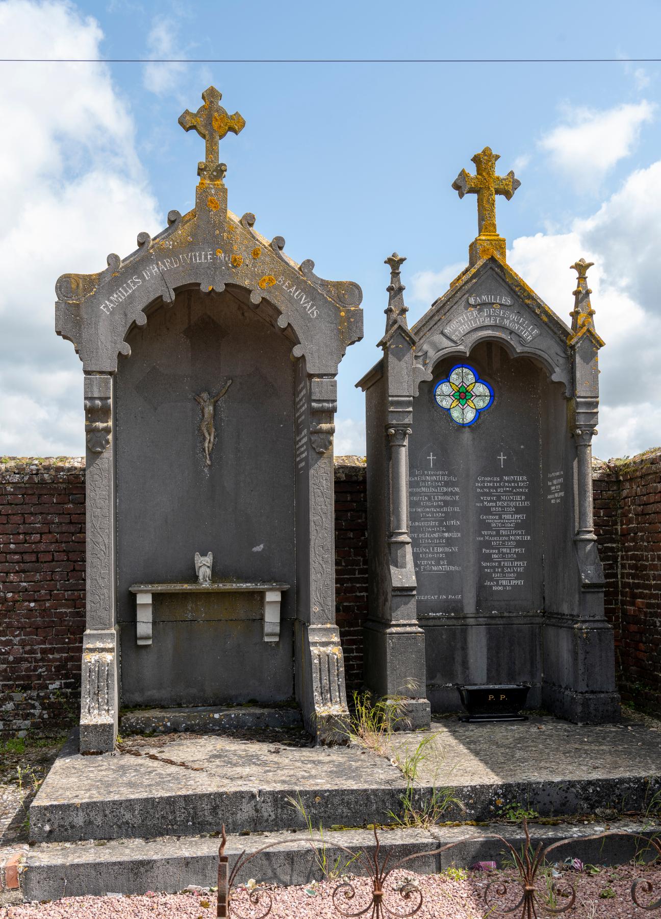 Cimetière communal de Noyers-Saint-Martin