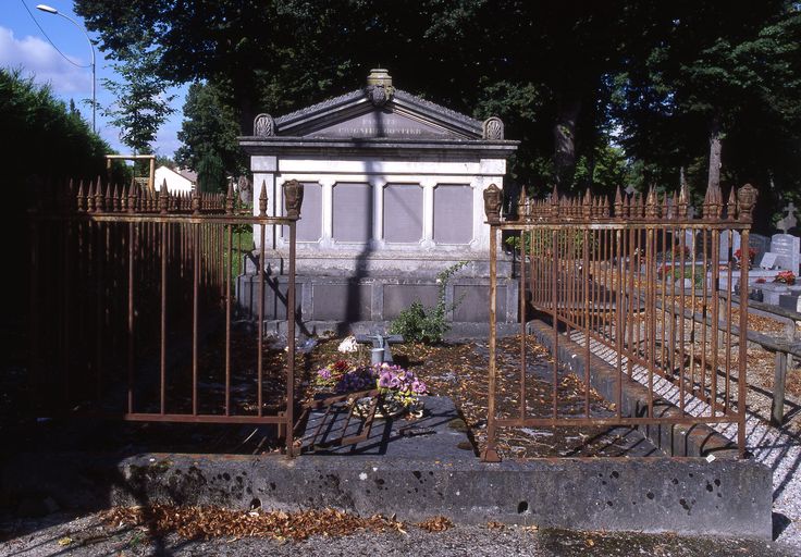 Tombeau (stèle funéraire) de la famille Crignier-Gontier