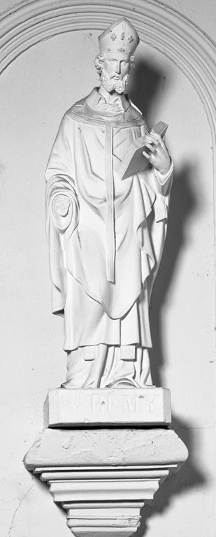 Statue (petite nature) : saint Remi