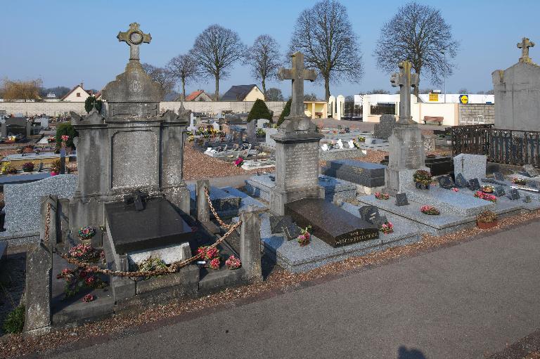 Le cimetière communal de Fressenneville