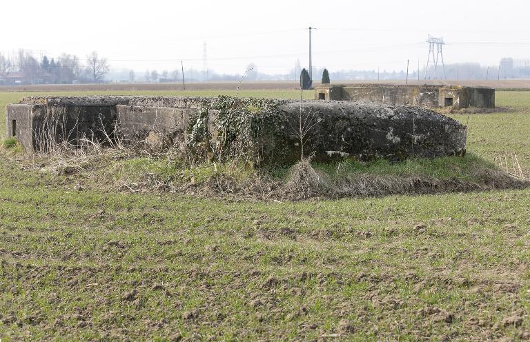 Ensemble de 7 casemates à personnel