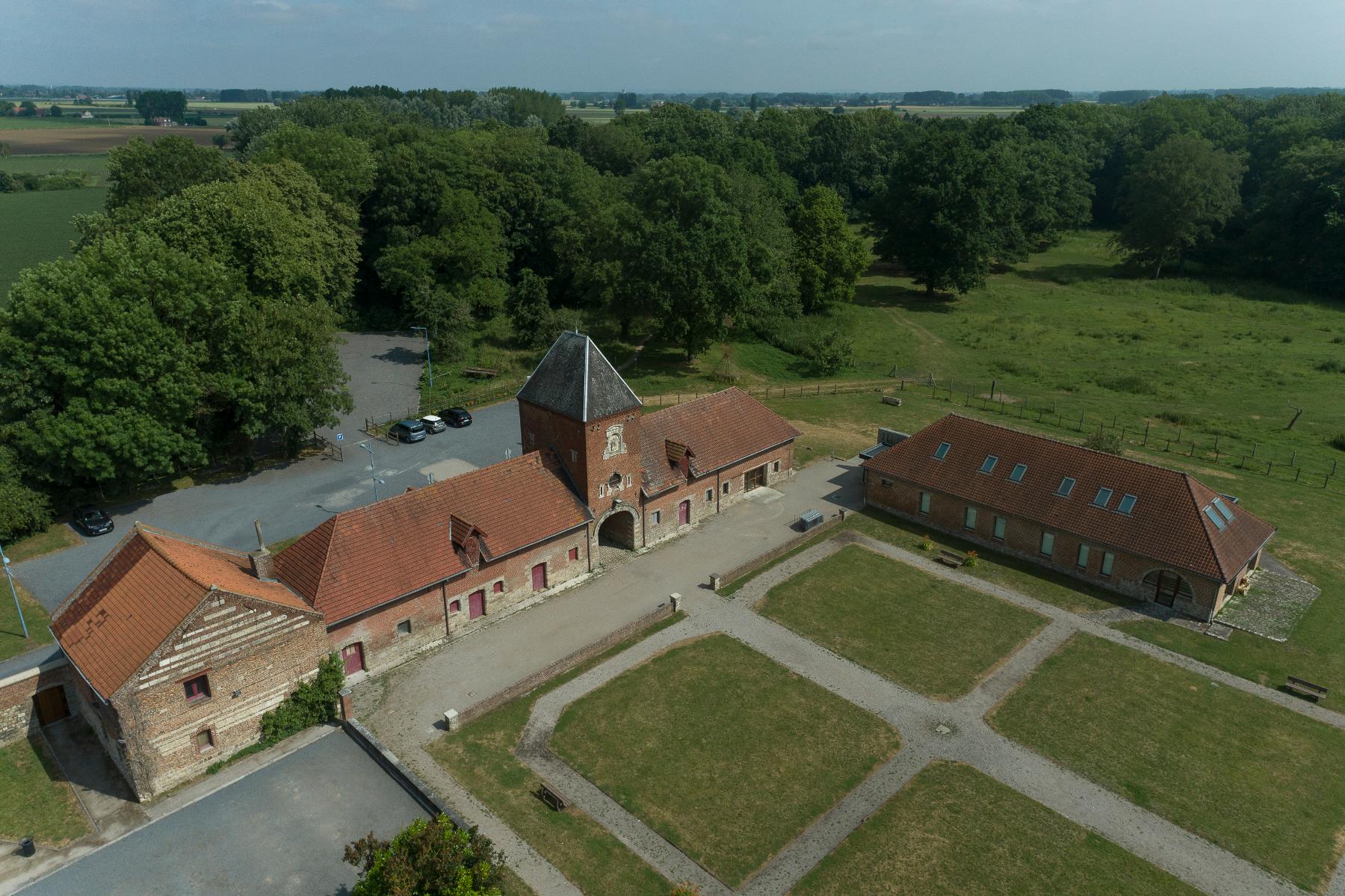 Ancien prieuré de bénédictins (prévôté) de Gorre, puis ferme, aujourd'hui parc citadin