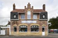 Maison à boutique