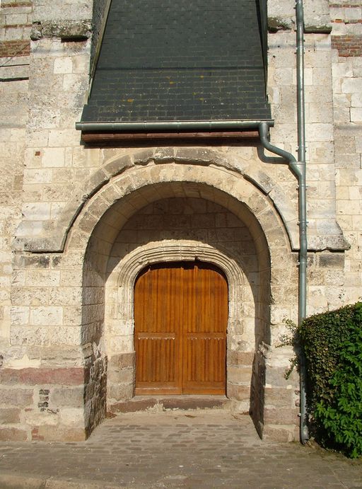 Église paroissiale Saint-Sulpice et cimetière de Ribeaucourt