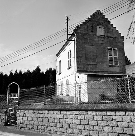 Ancienne usine de verres optiques Lebrun, puis F. Maire & Cie, puis robinetterie Mingori