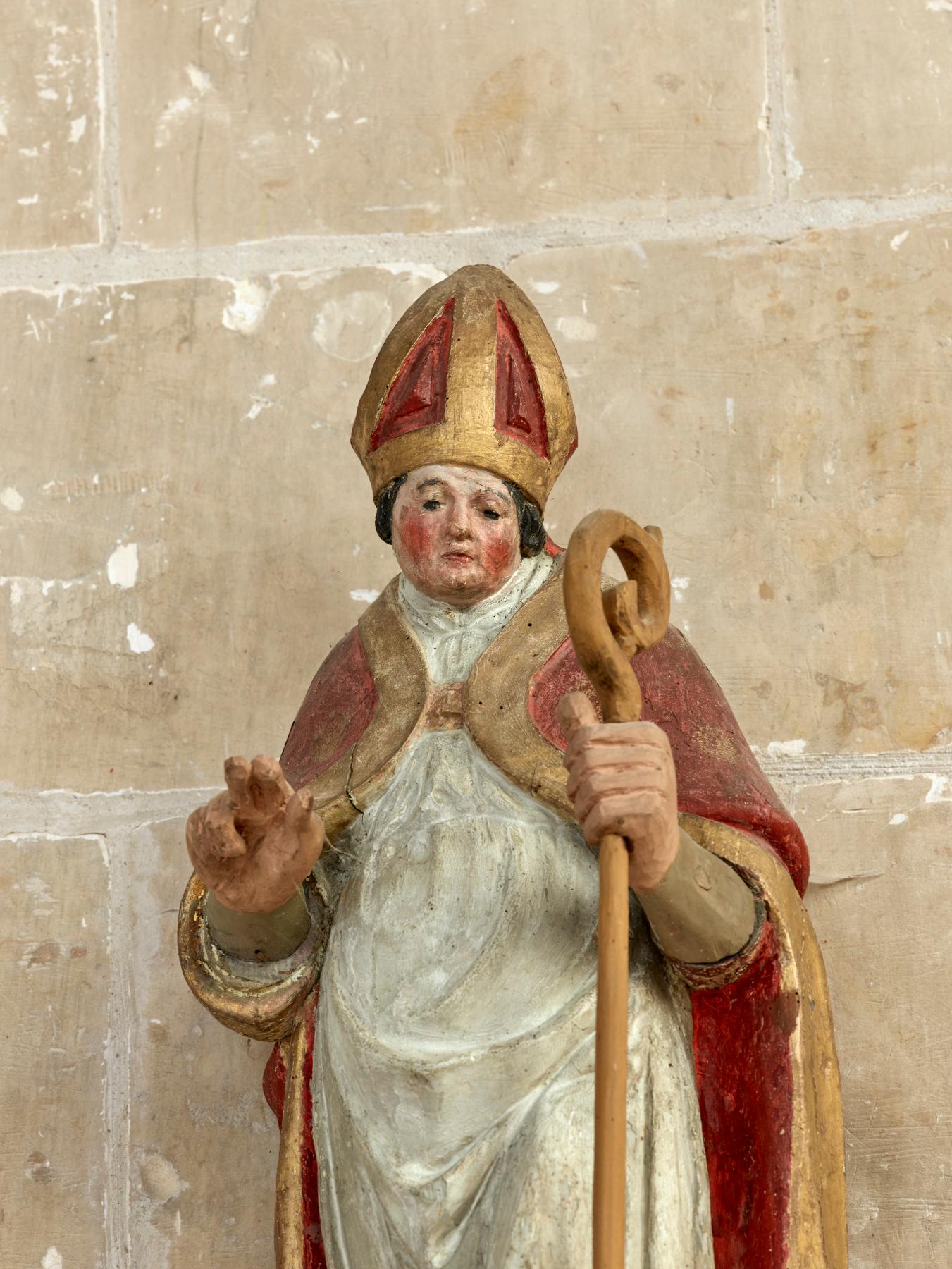 Statue (petite nature) : saint Nicolas