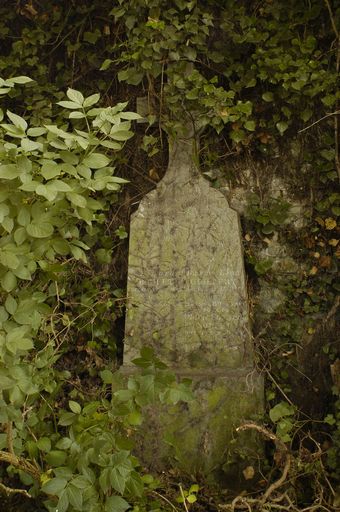 Tombeau (stèle funéraire) de la famille Boulet-Drocourt