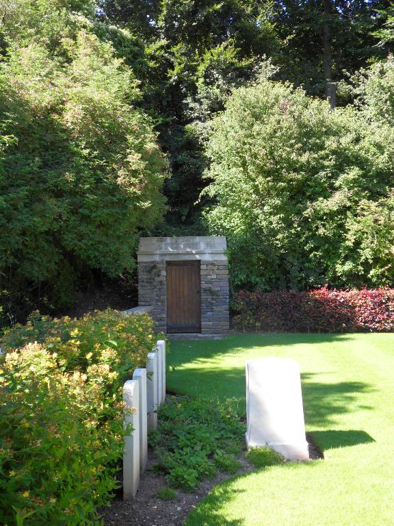 Le cimetière militaire de la vallée du Hem, dit Blighty valley Cimetery (1916-1918)