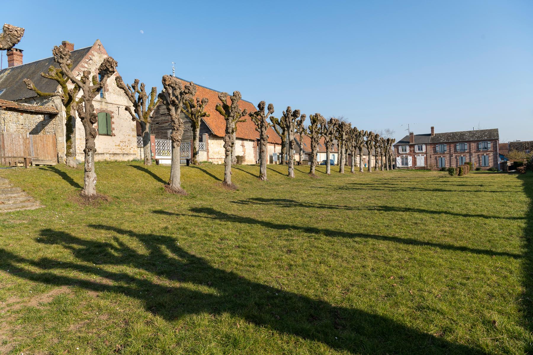 Le village de Montreuil-sur-Brêche