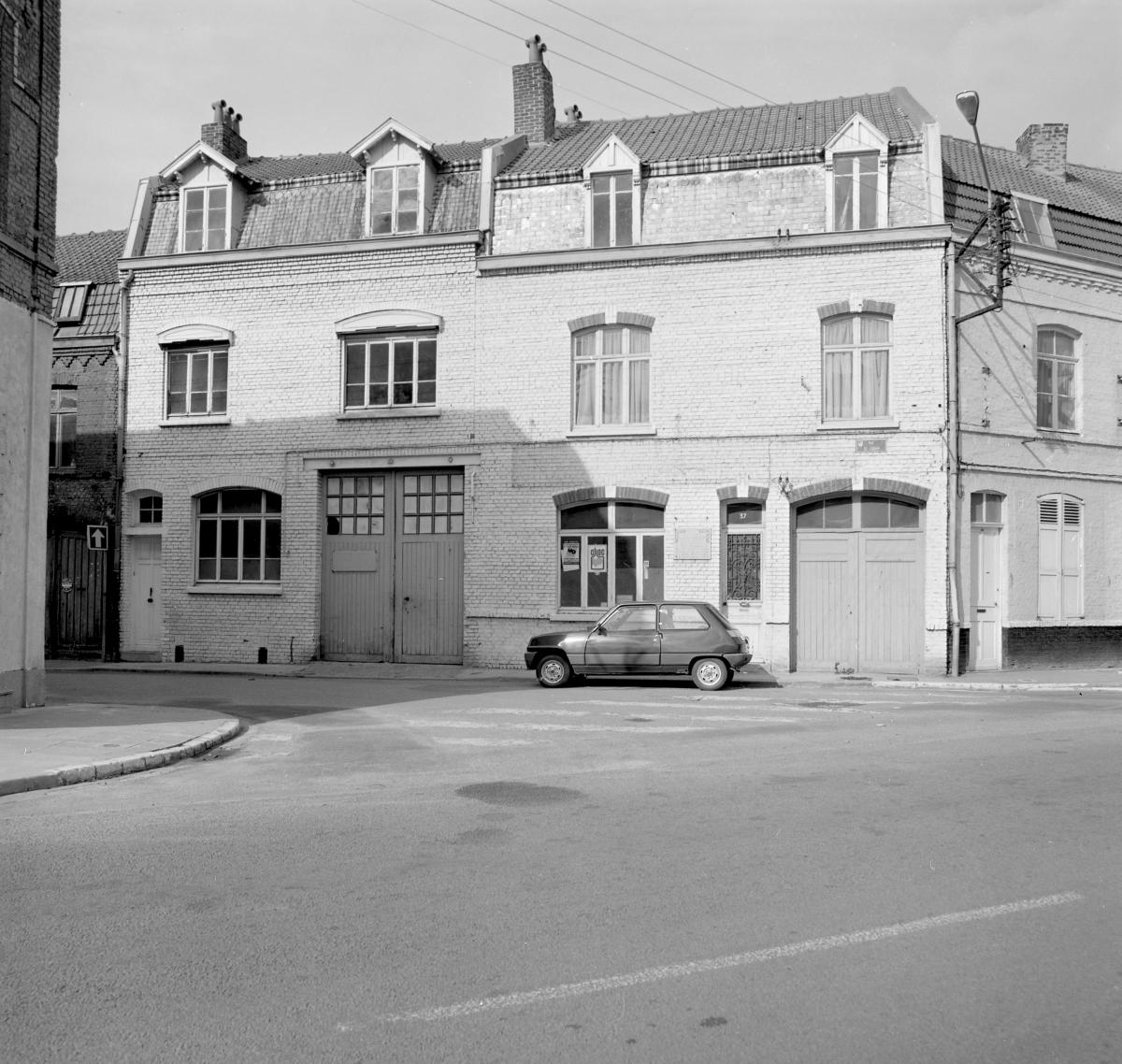 Usine de petite métallurgie (atelier de charronnerie) Vandewyaeghe, puis usine de serrurerie Roussel-Lheureux