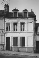 Maison en série (série de 3 maisons)