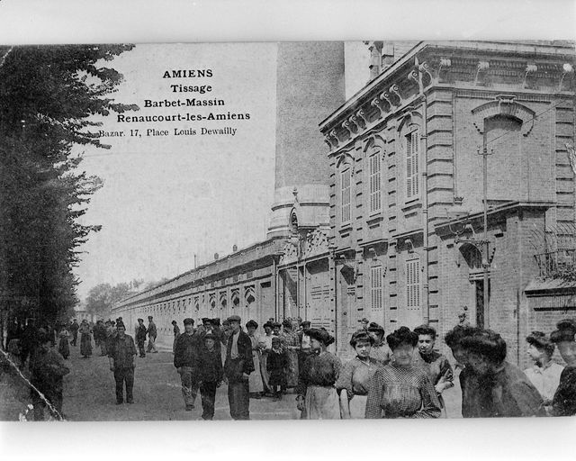 Ancien tissage Esnault Pelterie Aîné et Cie, devenu Exploitation du tissage de Renancourt Barbet Massin, puis usine de construction automobile Veglia