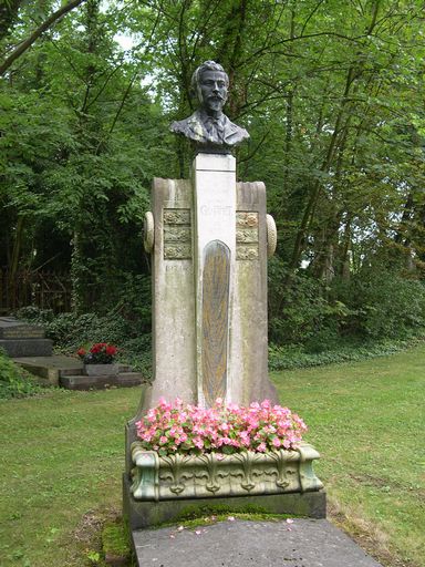 Monument sépulcral du statuaire Georges Guittet