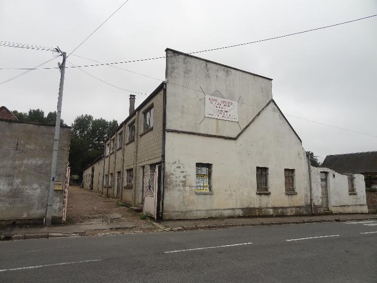 Ancien fabriquant d'articles de quincaillerie Delabie et Fils, puis Célinox Delabie Gaspard