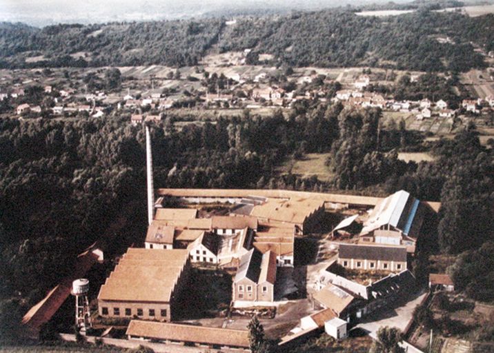 Ancien moulin à blé Coquille, puis usine de préparation de produit minéral (moulin à cailloux) et distillerie, puis moulin à farine, puis usine de construction mécanique Burton, puis Burton-Corblin, puis Howden BC Compressors