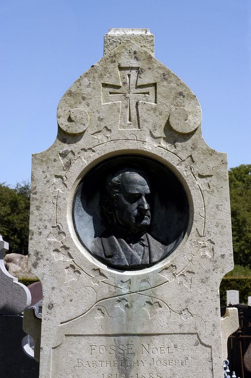 Tombeau de la famille du sculpteur Athanase Fossé