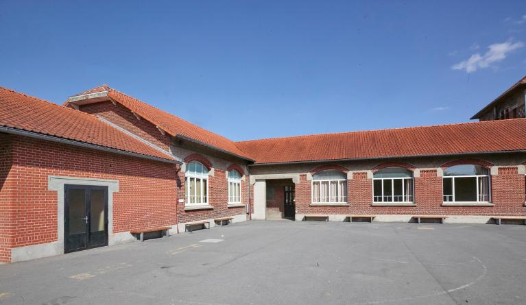 Ancien groupe scolaire, dit écoles Carlin - Legrand - Blériot, actuellement collège Carlin-Legrand