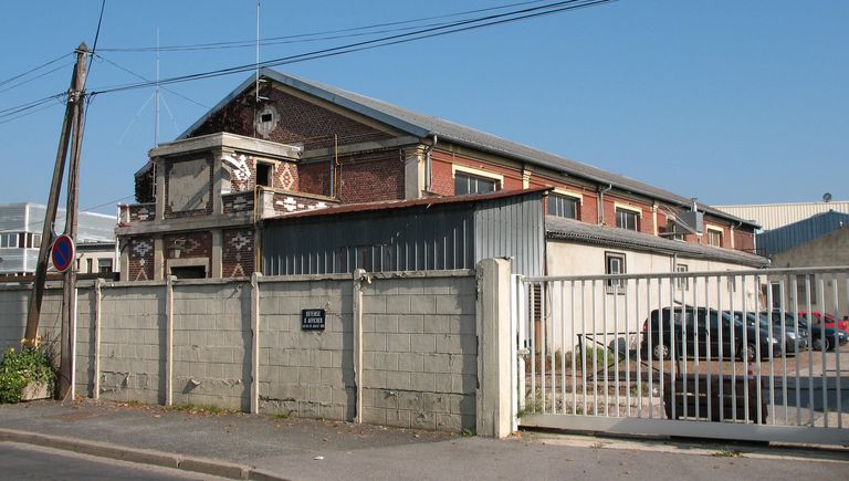 Ancienne salle des fêtes de l'usine Montupet à Nogent-sur-Oise, puis cantine