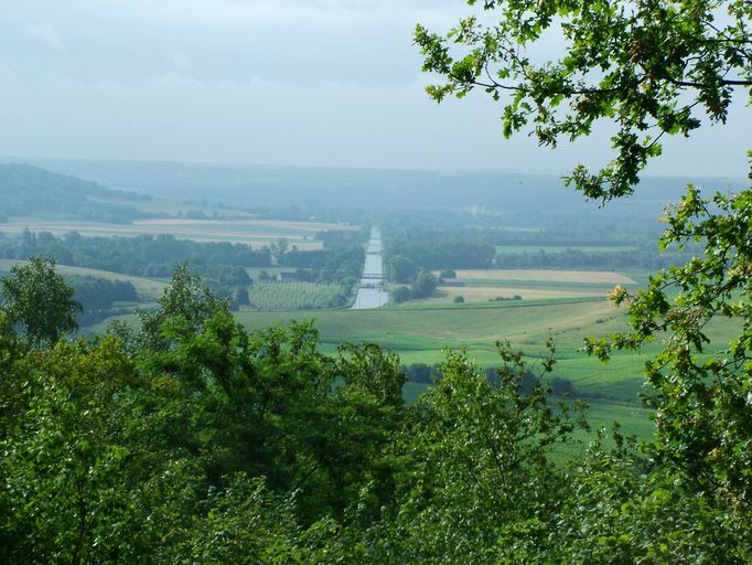 Monument aux morts du 27e Bataillon de Chasseurs Alpins (BCA) à Braye-en-Laonnois