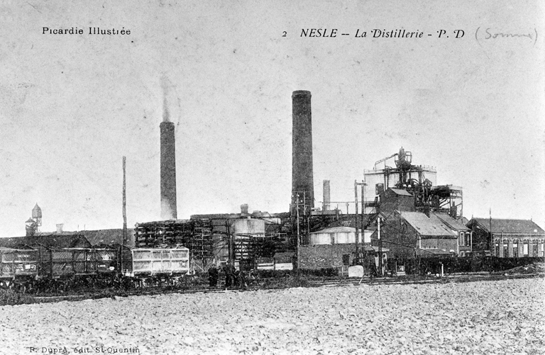 Ancienne distillerie d'alcool de betteraves de la Société Industrielle et Agricole de la Somme (SIAS), puis usine de produits agro-alimentaires Orsan