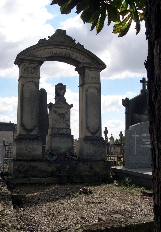 Monument funéraire de la famille Darras